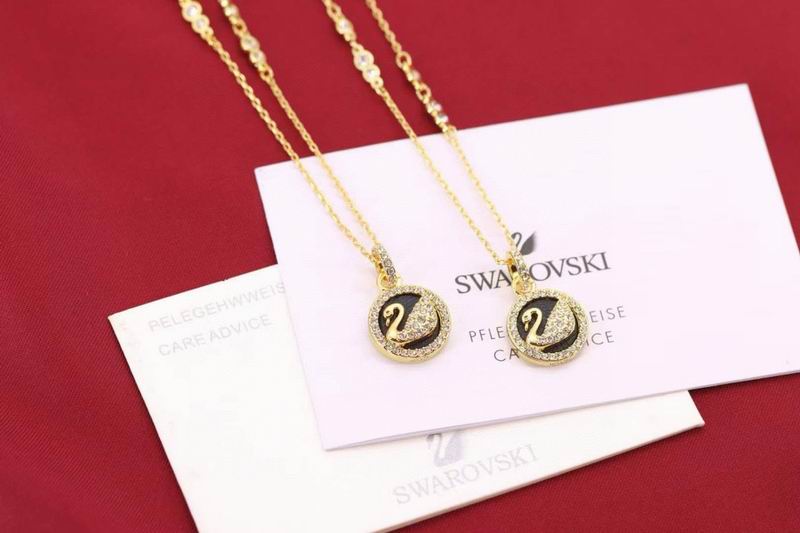 Swarovski Necklace 05yxh05